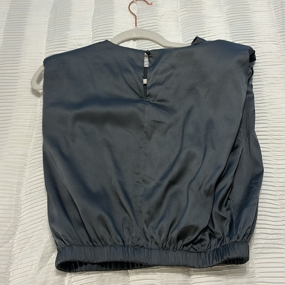 Pants store shoulder pad top - Picture 3 of 4